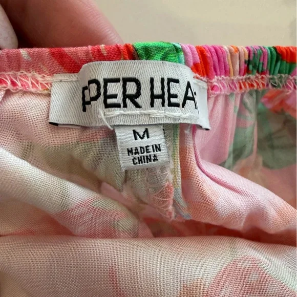 Paper Hearts | Medium | Spring Summer Dress Open Back | Strawberry Lemon Print - Picture 3 of 3